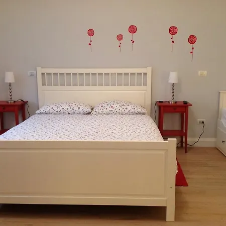 B&B Nadine Forlì - boutique eco stay con parcheggio gratuito-3